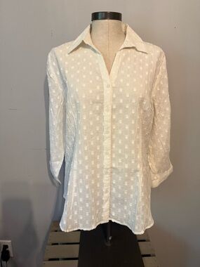 Women's White Textured Blouse